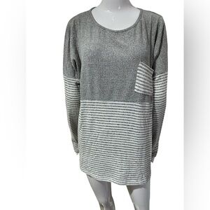 Staccato Ribbed Knit Tunic Top Gray Stripe Pocket Size L